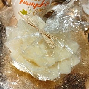 🍄ILLUMINATIONS Floating Lotus Flower Candle